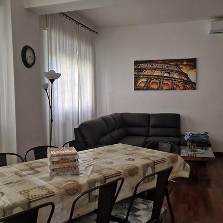 Saint Peter Vatican City Large Apartment Barbara casa vacanza Roma Exterior foto